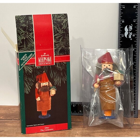 HTF NIP 1992 HALLMARK KEEPSAKE ORNAMENT QX525-4 OTTO THE CARPENTER NUTCRACKER - Picture 3 of 6